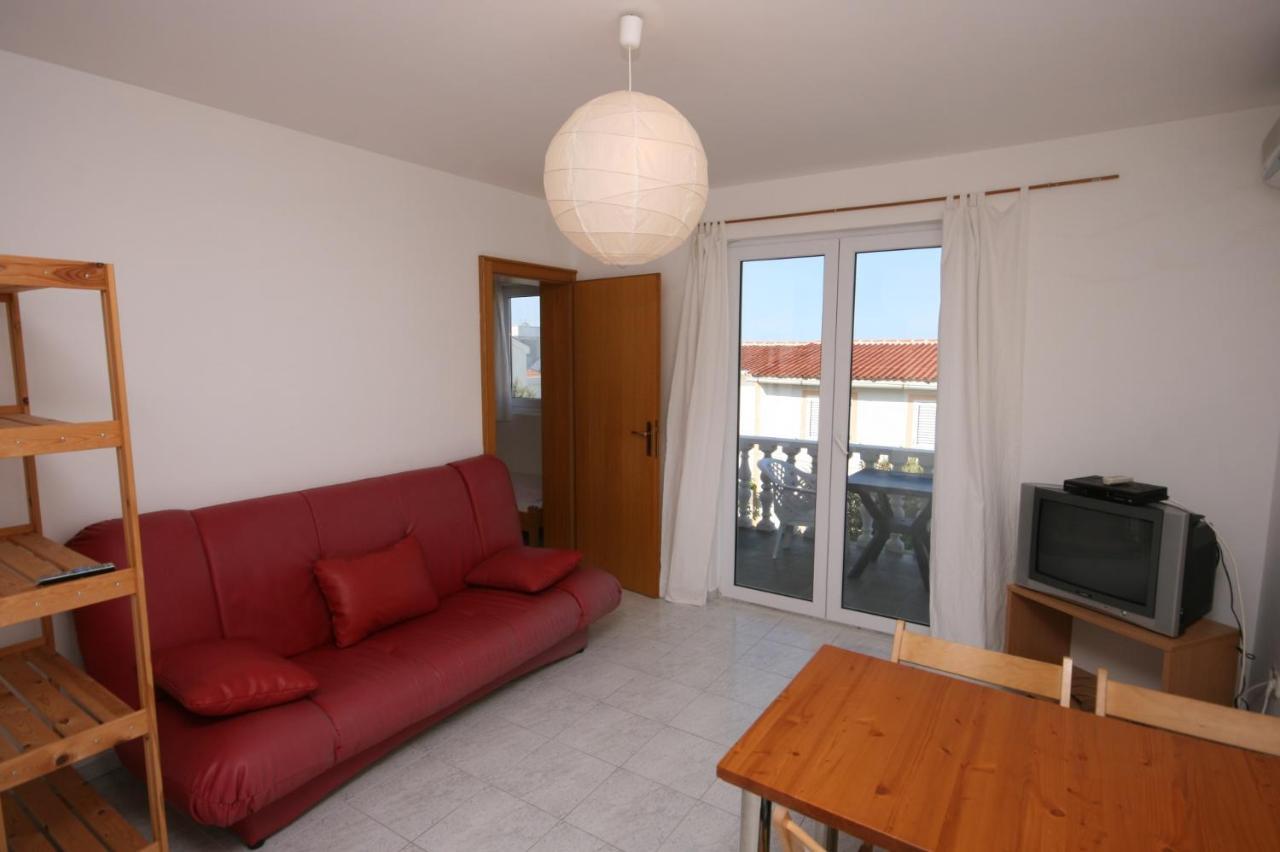 Apartments With A Parking Space Mandre, Pag - 6405 Kolan Exteriér fotografie