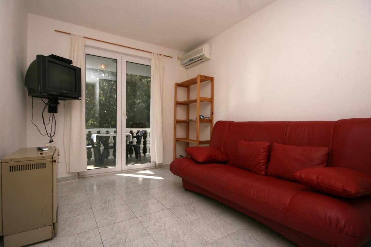 Apartments With A Parking Space Mandre, Pag - 6405 Kolan Exteriér fotografie