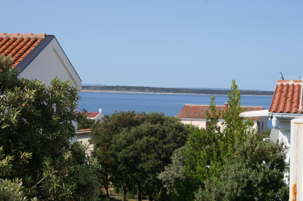 Apartments With A Parking Space Mandre, Pag - 6405 Kolan Exteriér fotografie