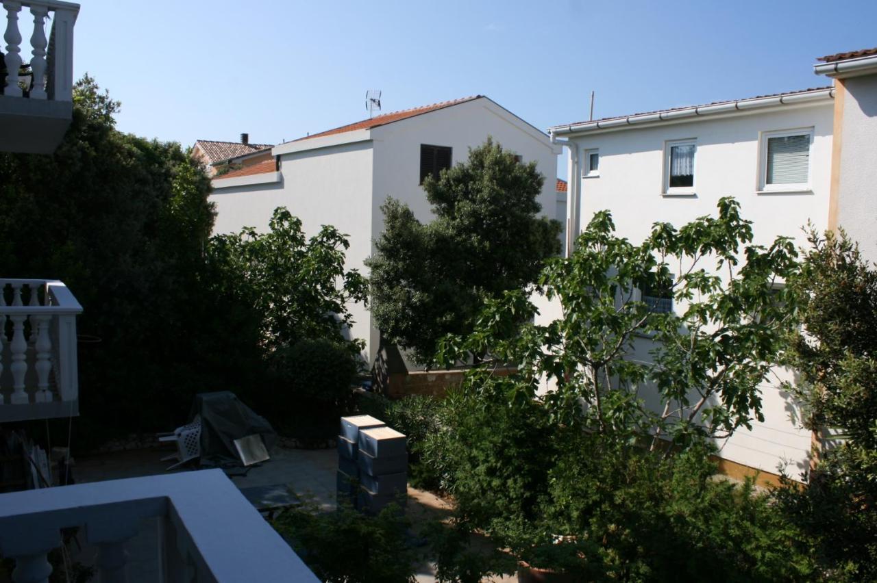 Apartments With A Parking Space Mandre, Pag - 6405 Kolan Exteriér fotografie